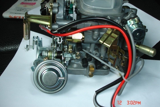 Toyota 22R Motor OEM 21100-35520 için Caburetor Benzinli Motor Parçaları